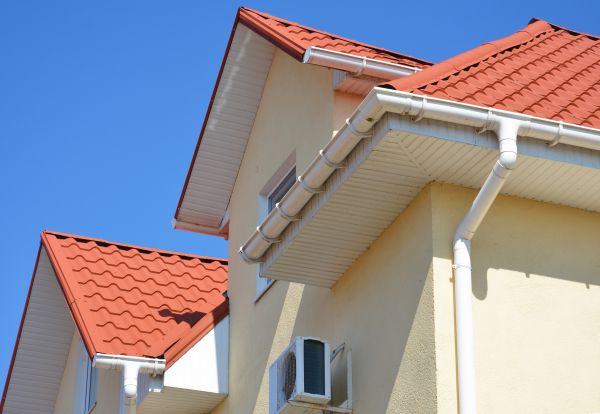 Cost of Fascia Cleaning in Easley