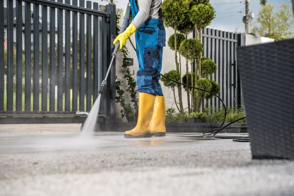 Driveway Power Washing in Easley