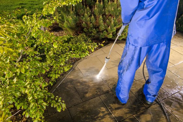 Cost of Hardscape Cleaning in Easley