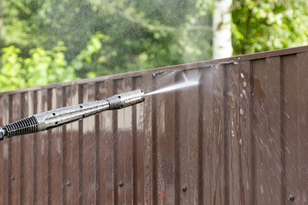 Cost of Vinyl Fence Cleaning in Easley