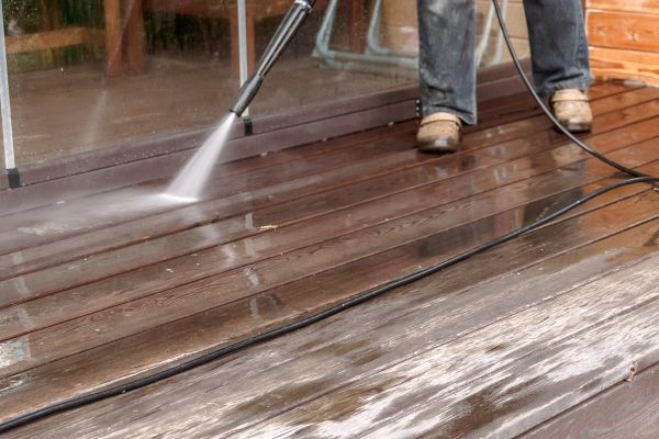 Cost of Pool Deck Power Washing in Easley