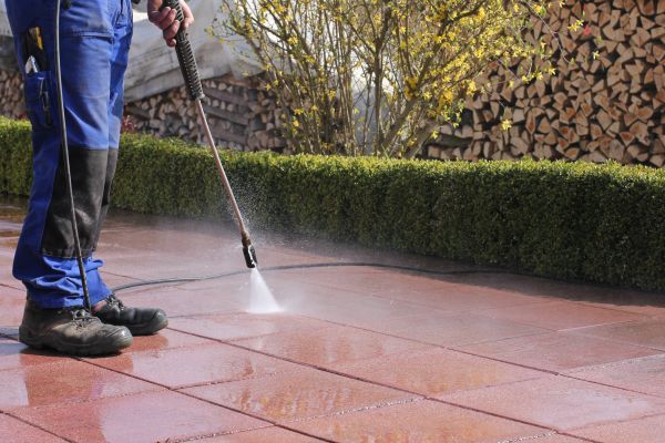 Cost of Driveway Pavers Cleaning in Easley