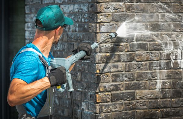 Cost of Brick Wall Cleaning in Easley