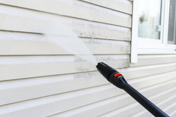 Cost of Vinyl Siding Washing in Easley