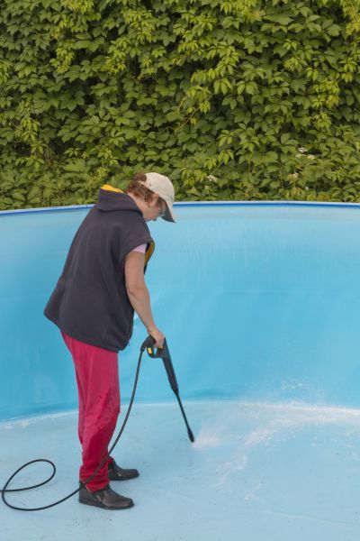 Cost of Pool Pressure Washing in Easley