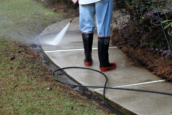 Sidewalk Pressure Cleaning in Easley