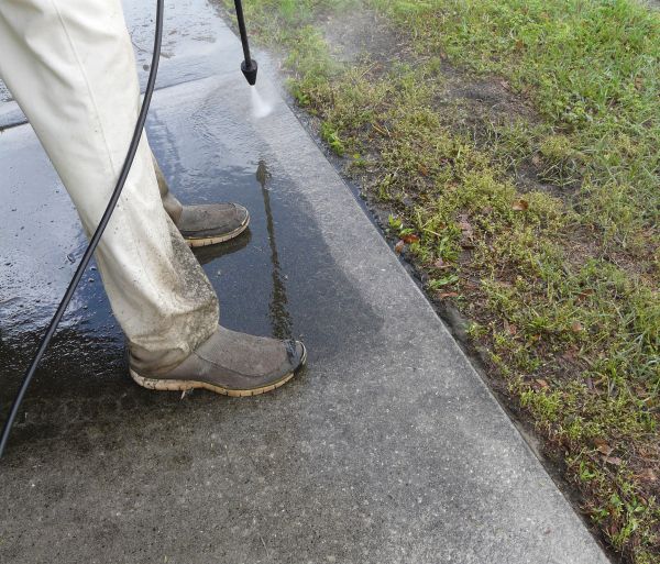 Concrete Slab Powerwashing in Easley