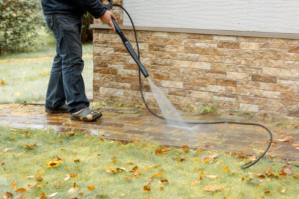 Cost of Residential Powerwashing in Easley